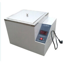 此时数字显示的温度为水槽内测定的温度