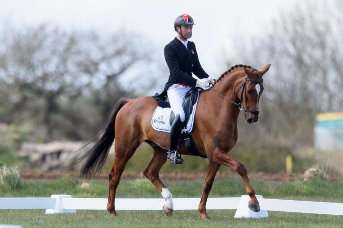 华天与巧克力奥运积分排名全球第二 创职业生涯