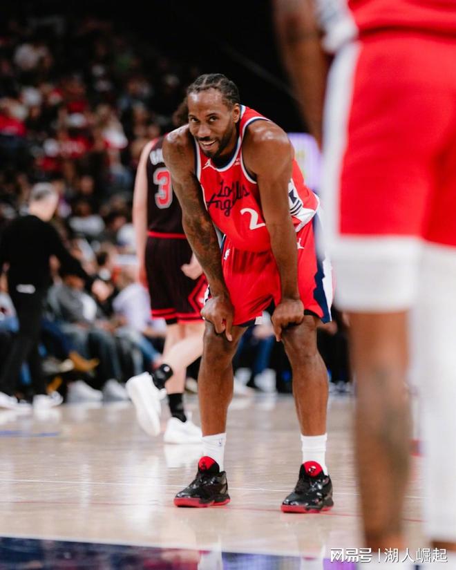 快船双星联手制胜 公牛两连败遭横扫