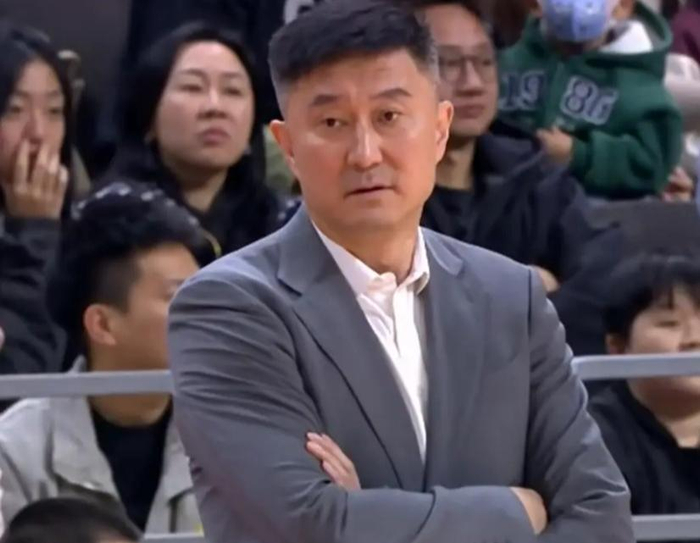 CBA常规赛第39轮最佳阵容出炉 徐杰领衔赵继伟王