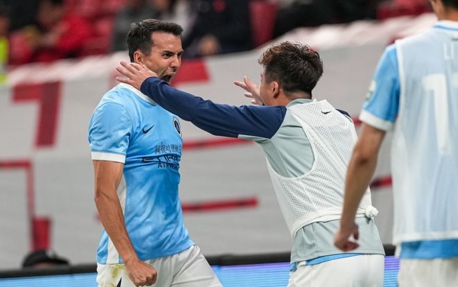 上海海港主场1-1战平深圳新鹏城 刘祝润绝平助球