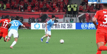 上海海港主场1-1战平深圳新鹏城 刘祝润绝平助球